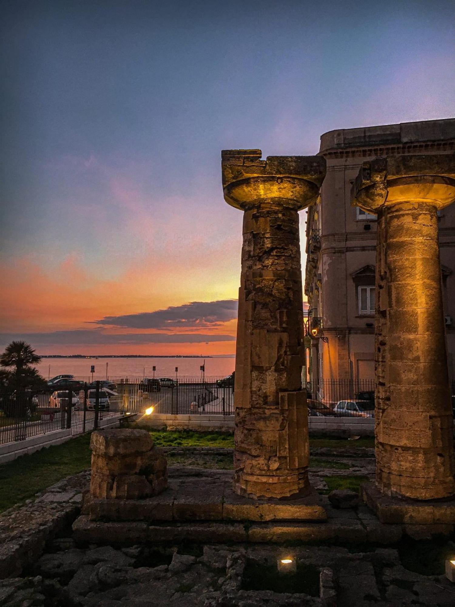Sweet Home Tra I Due Mari Taranto Exterior foto